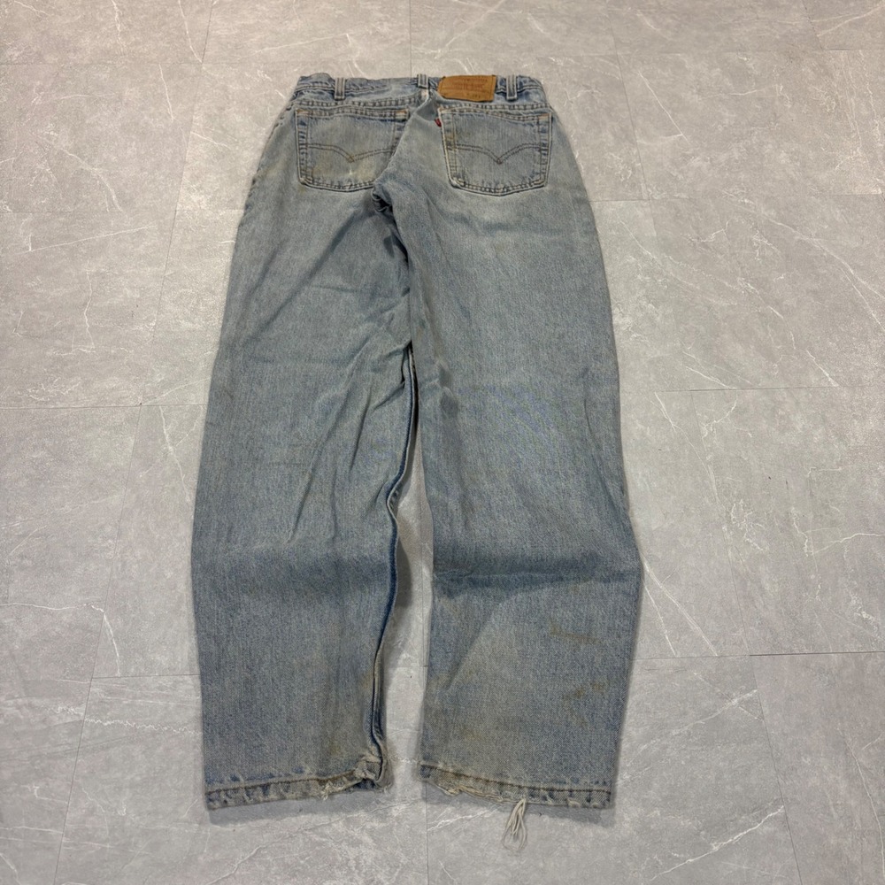 Vintage Levis 560 Loose Fit Tapered Leg Jeans Light Wash Made in USA 29x30 4631